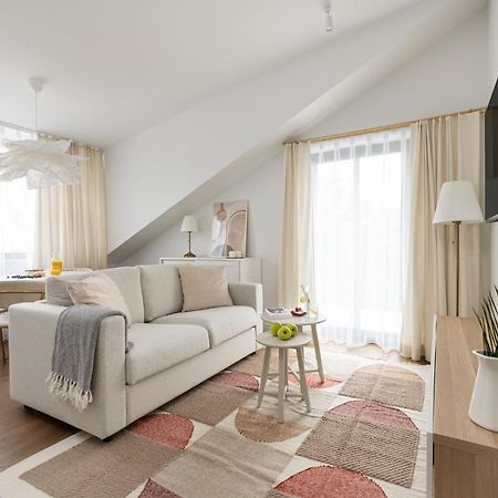 W Sercu Warszawy Apartamenty Varşova Dış mekan fotoğraf