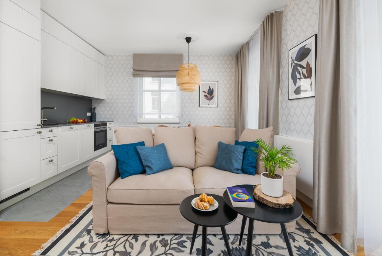 W Sercu Warszawy Apartamenty Varşova Dış mekan fotoğraf