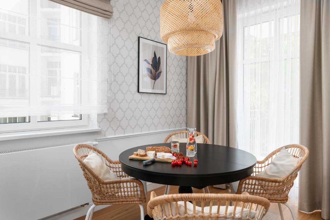 W Sercu Warszawy Apartamenty Varşova Dış mekan fotoğraf