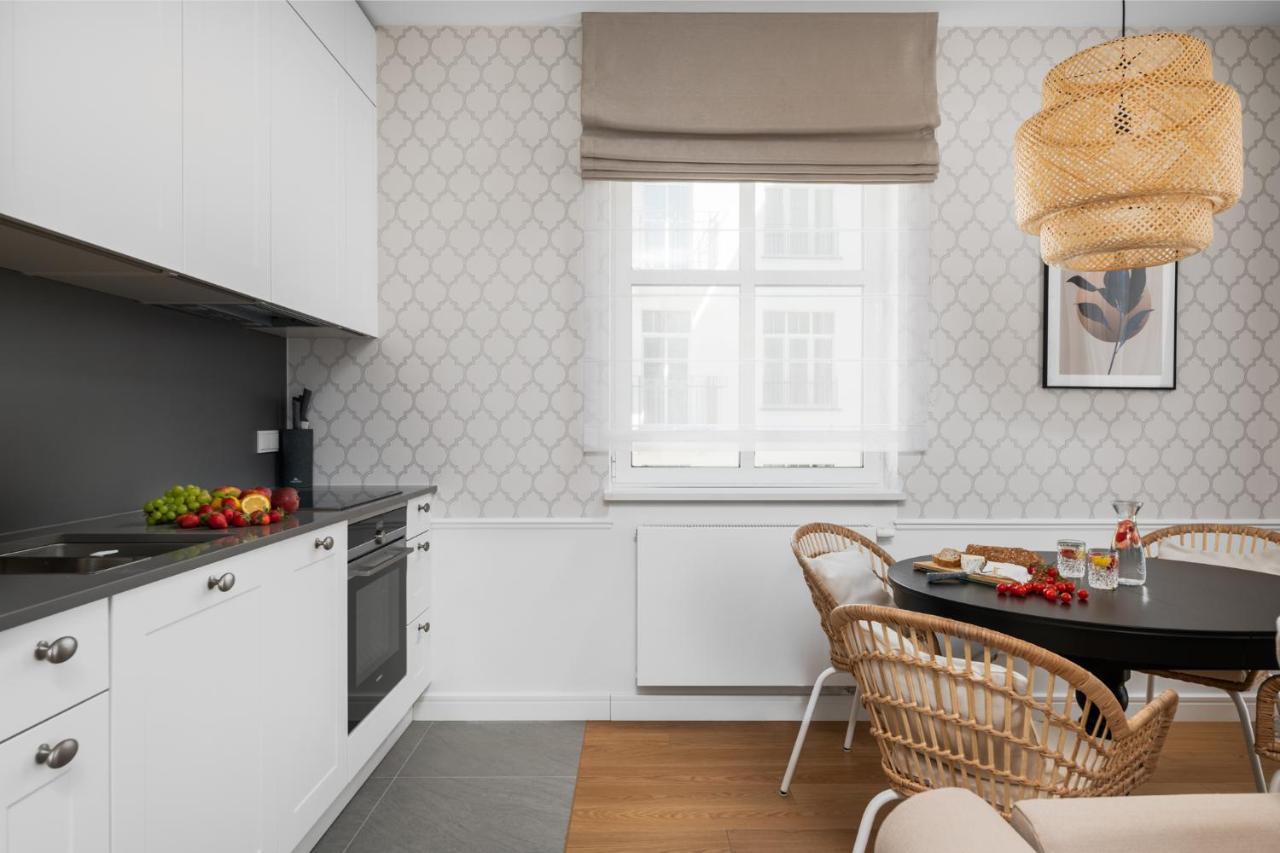W Sercu Warszawy Apartamenty Varşova Dış mekan fotoğraf
