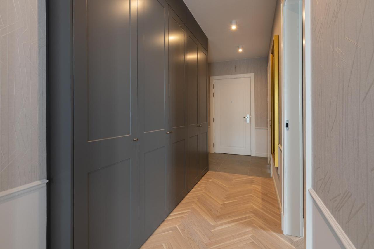 W Sercu Warszawy Apartamenty Varşova Dış mekan fotoğraf