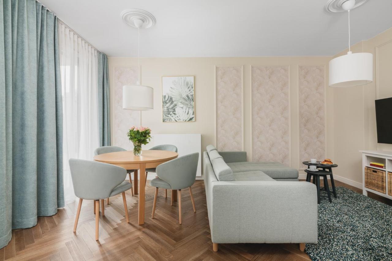 W Sercu Warszawy Apartamenty Varşova Dış mekan fotoğraf