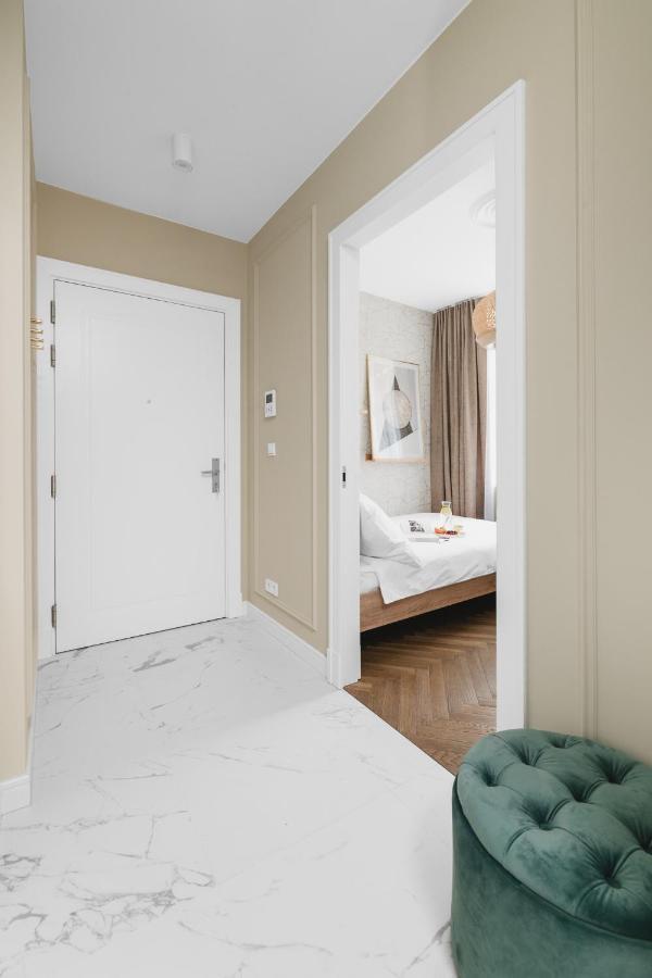 W Sercu Warszawy Apartamenty Varşova Dış mekan fotoğraf