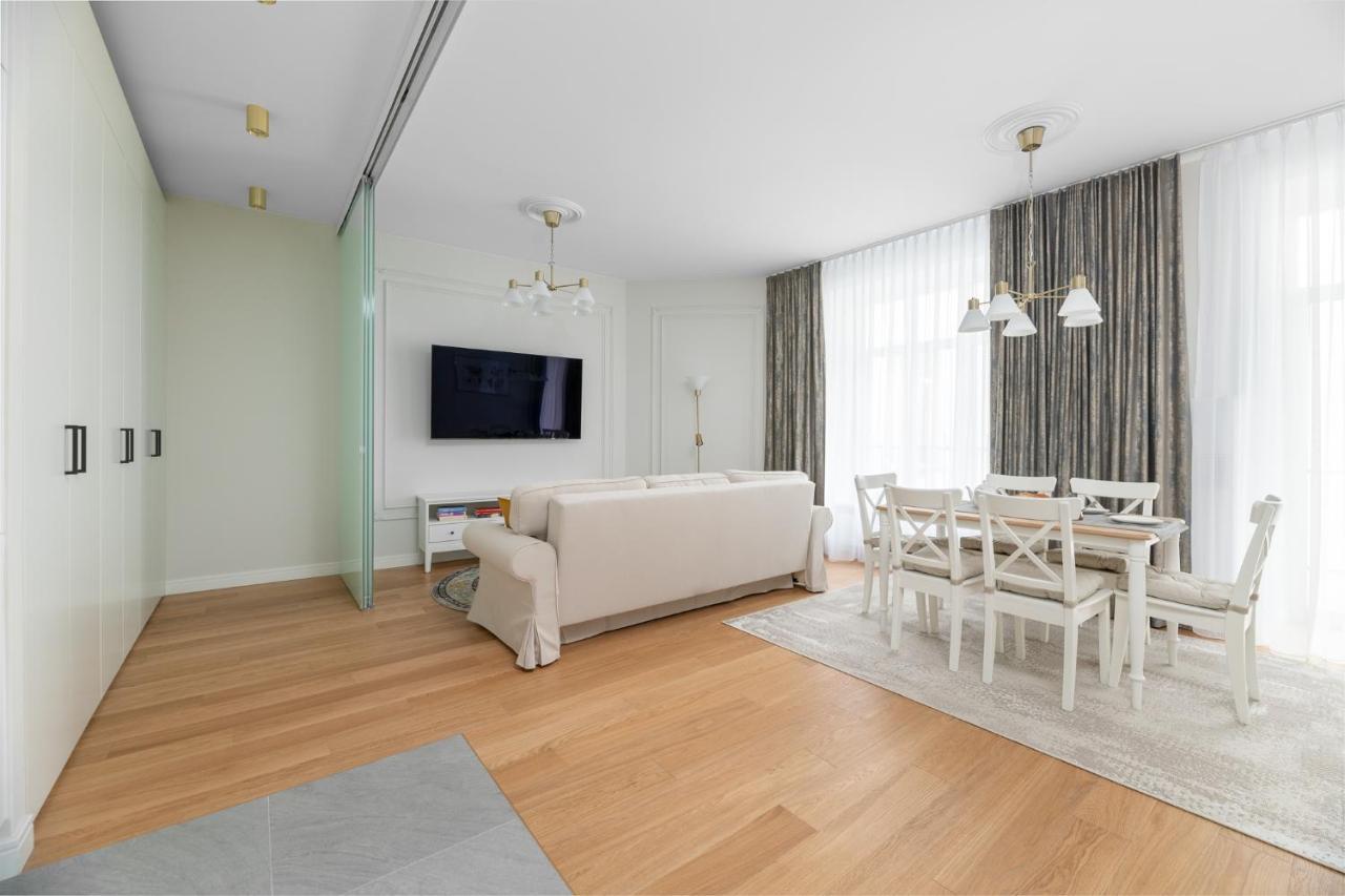 W Sercu Warszawy Apartamenty Varşova Dış mekan fotoğraf