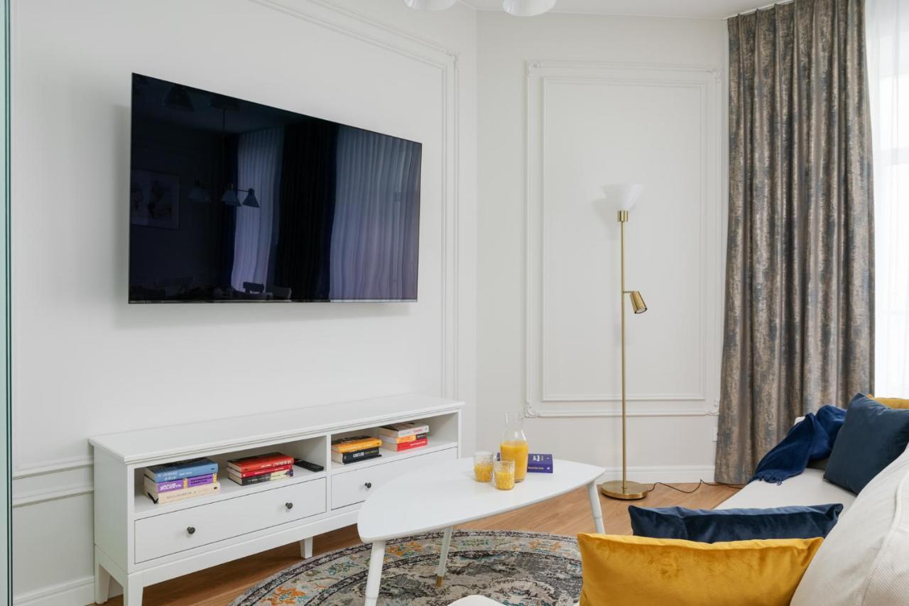 W Sercu Warszawy Apartamenty Varşova Dış mekan fotoğraf